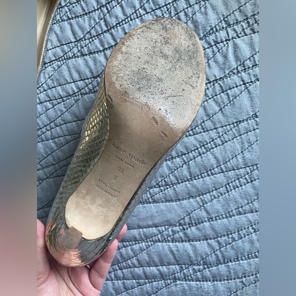 Kate Spade gold Chrome Snake Print Heels Size 9.5 - Picture 7 of 7